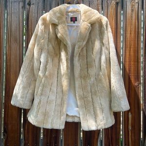Cream Colored GALLERY Faux Fur Coat